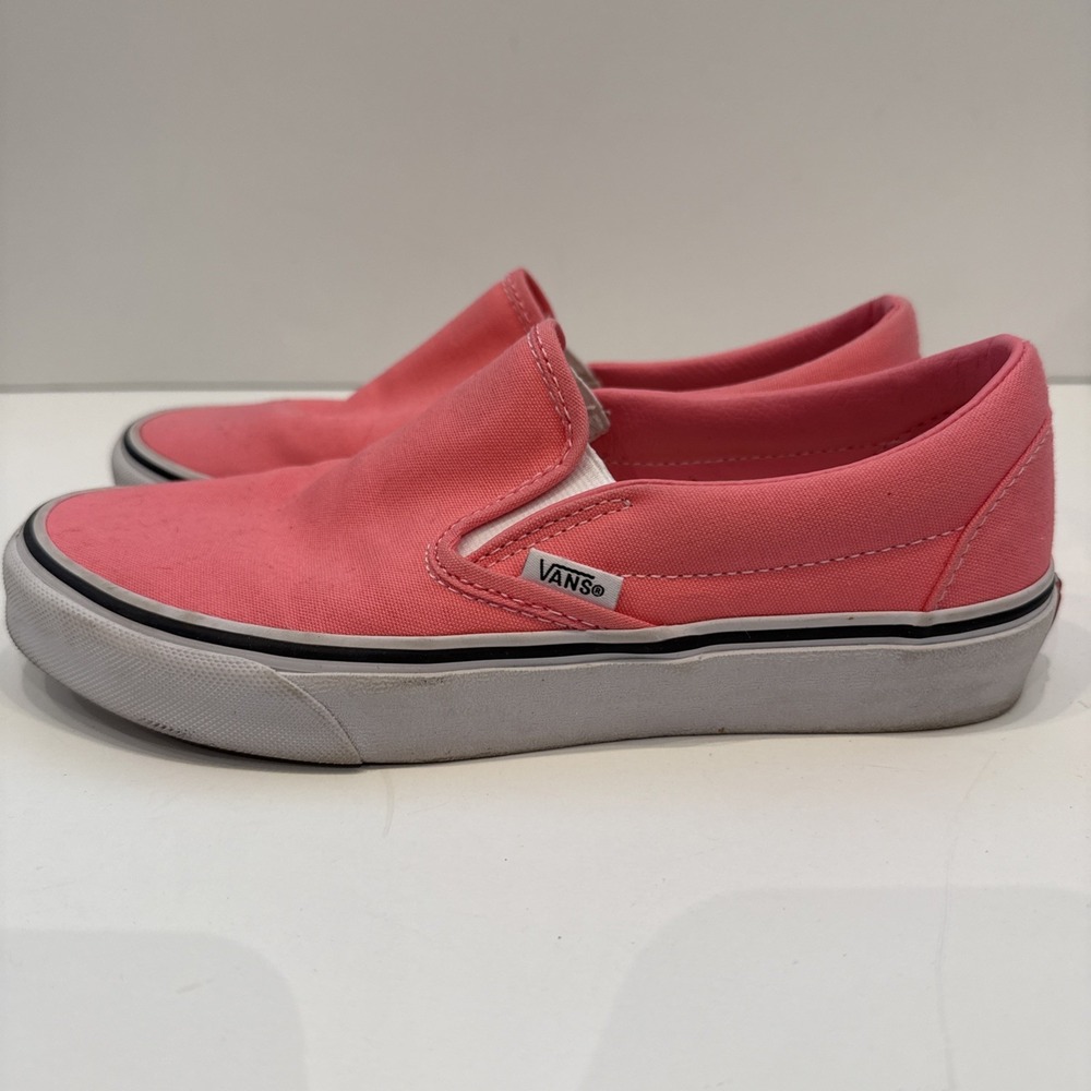 Vans Classic Slip-On Neon Pink Men's 5.5 Women's 7 Shoes Classic Sneakers